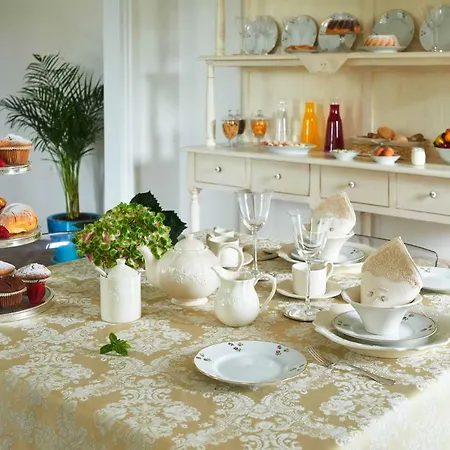 Le Tre Corti Bed & Breakfast *